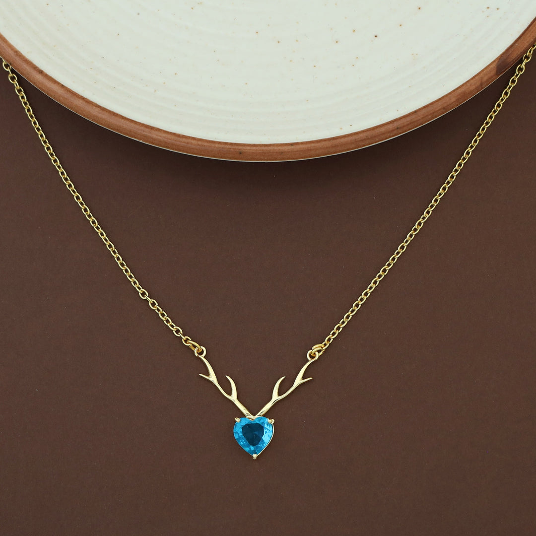 Ekansha Glossy Heart Deer Horn Neckpiece