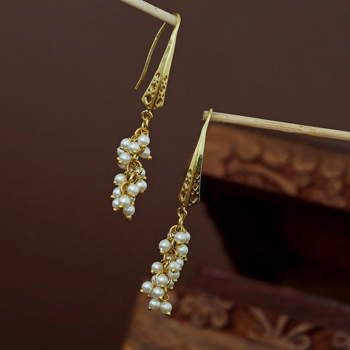 Lindy Golden Pearl Bunch Drop