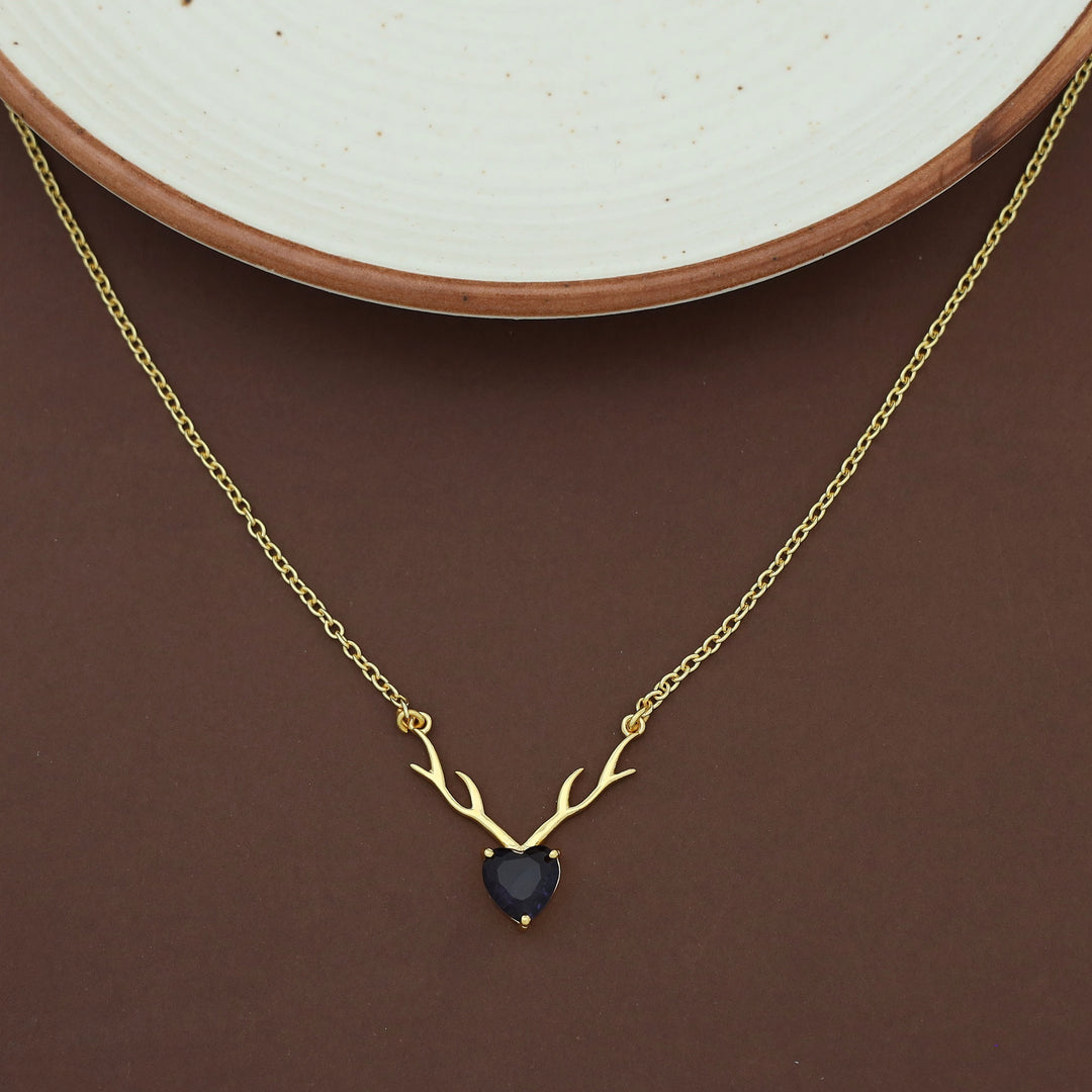 Ekansha Glossy Heart Deer Horn Neckpiece