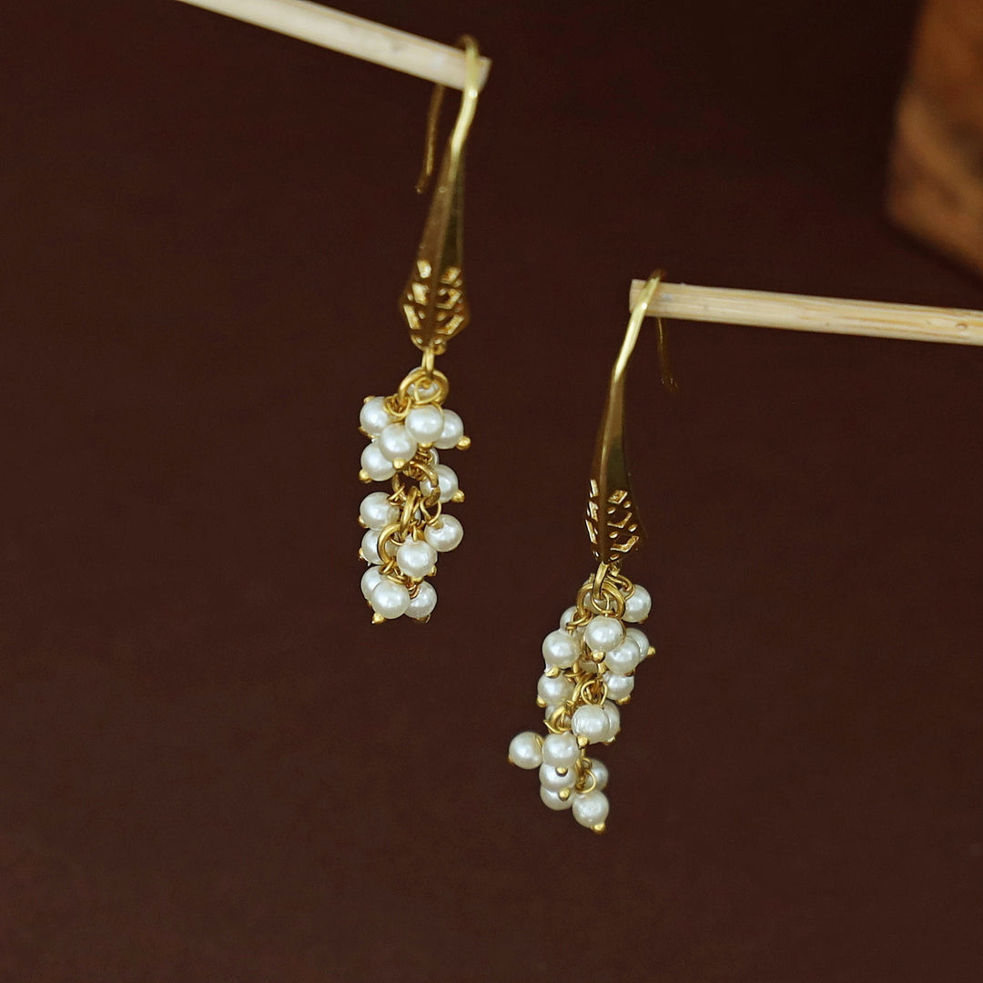 Lindy Golden Pearl Bunch Drop