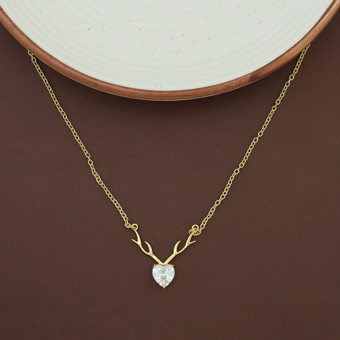 Ekansha Glossy Heart Deer Horn Neckpiece