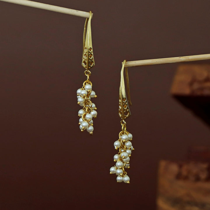 Lindy Golden Pearl Bunch Drop