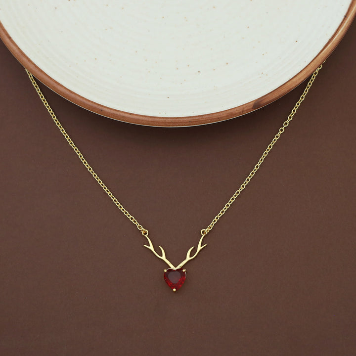 Ekansha Glossy Heart Deer Horn Neckpiece