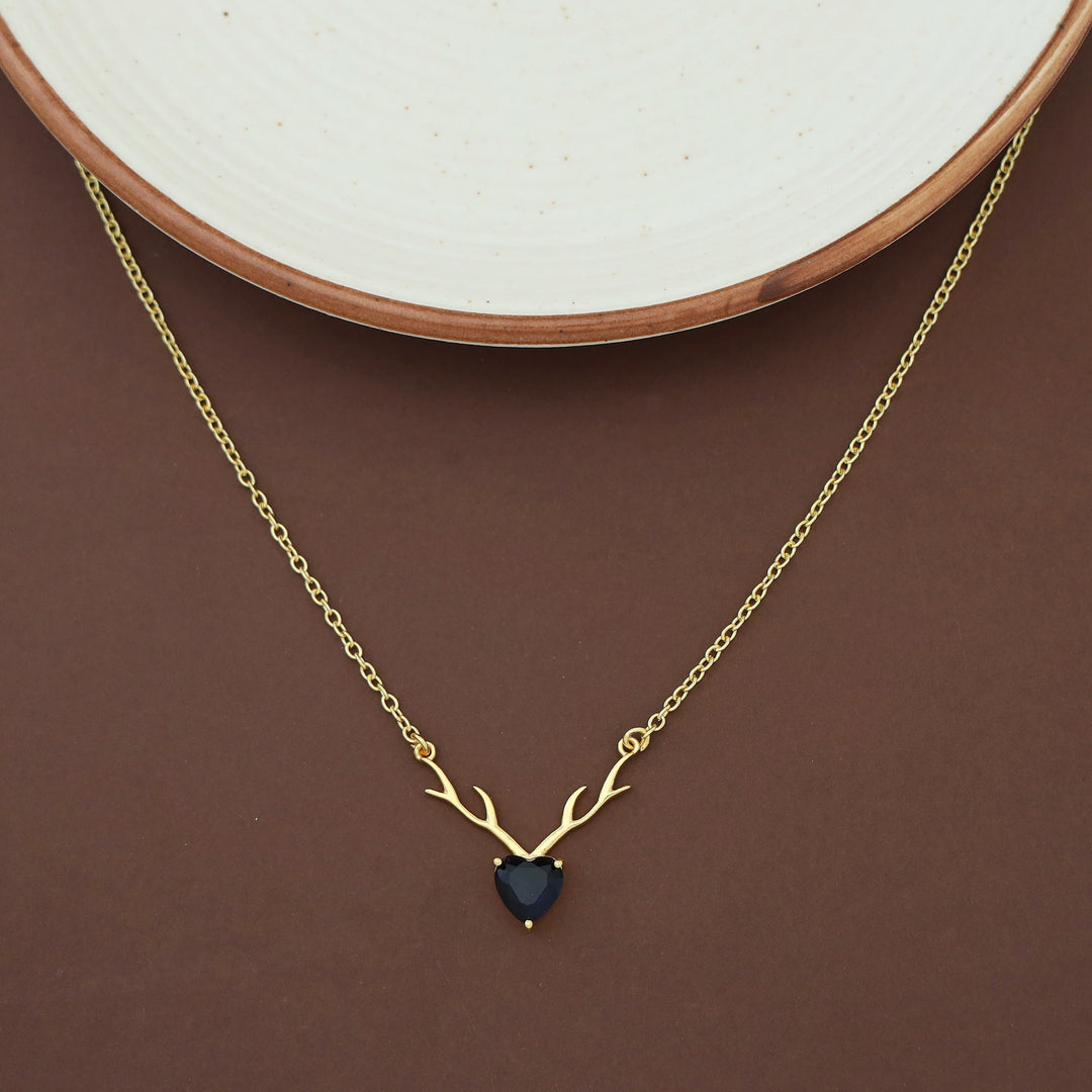 Ekansha Glossy Heart Deer Horn Neckpiece