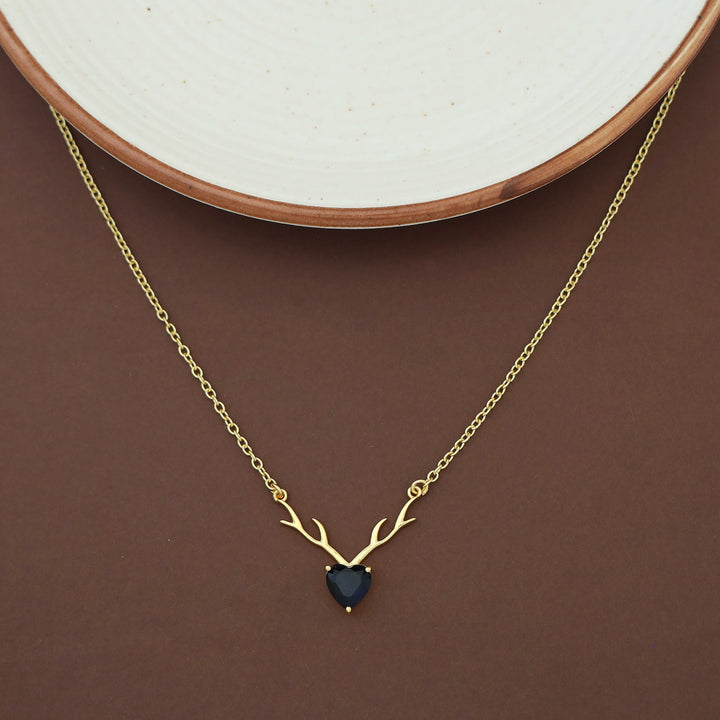 Ekansha Glossy Heart Deer Horn Neckpiece