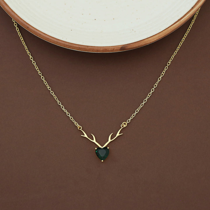 Ekansha Glossy Heart Deer Horn Neckpiece