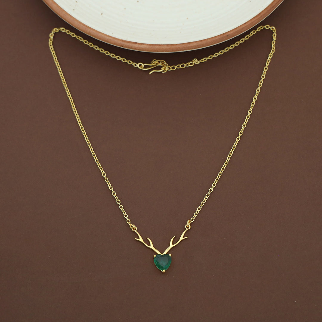 Ekansha Glossy Heart Deer Horn Neckpiece