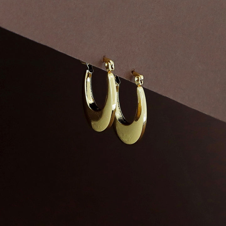 Rajvi Golden Hoop Earring
