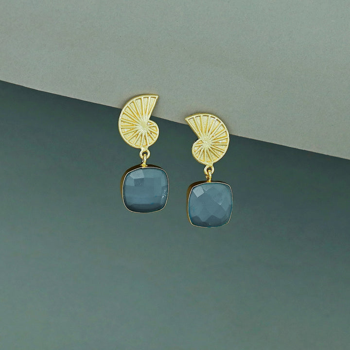 Tanaya Golden Shell Glossy Stone Earring