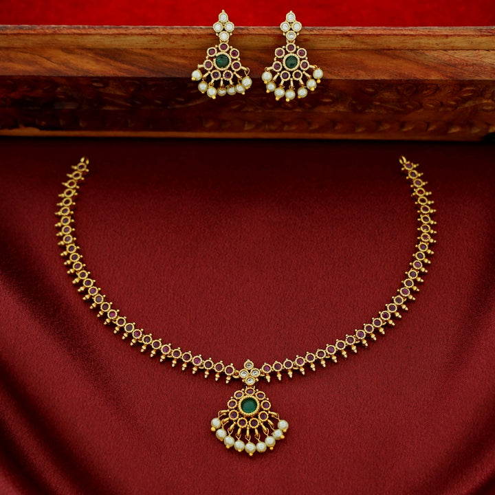 Chaitra Short Flowery Pearl Neckpice With Earring
