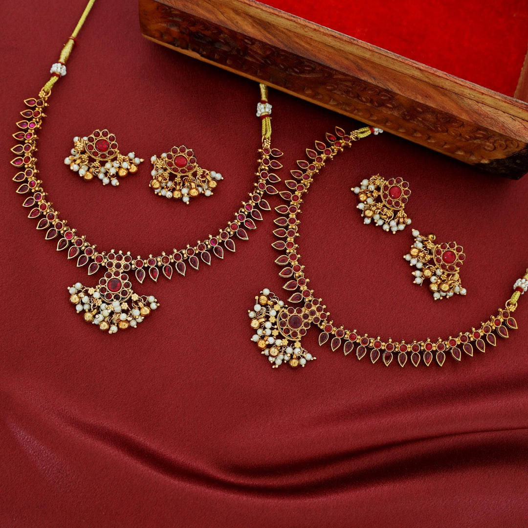 Uttara Floral Palakka Short Neckpiece With Earring