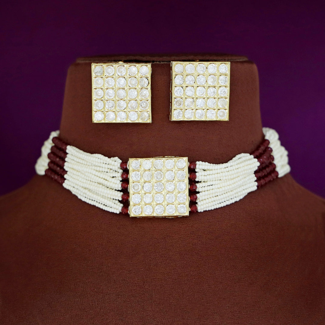 Sreebala Choker With Square Stud
