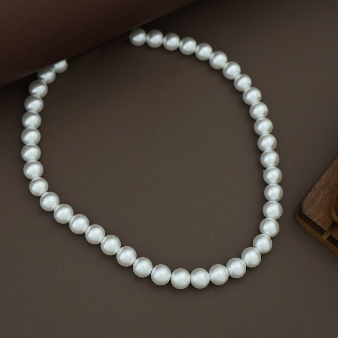 Kiyanna Pearl Neckpiece