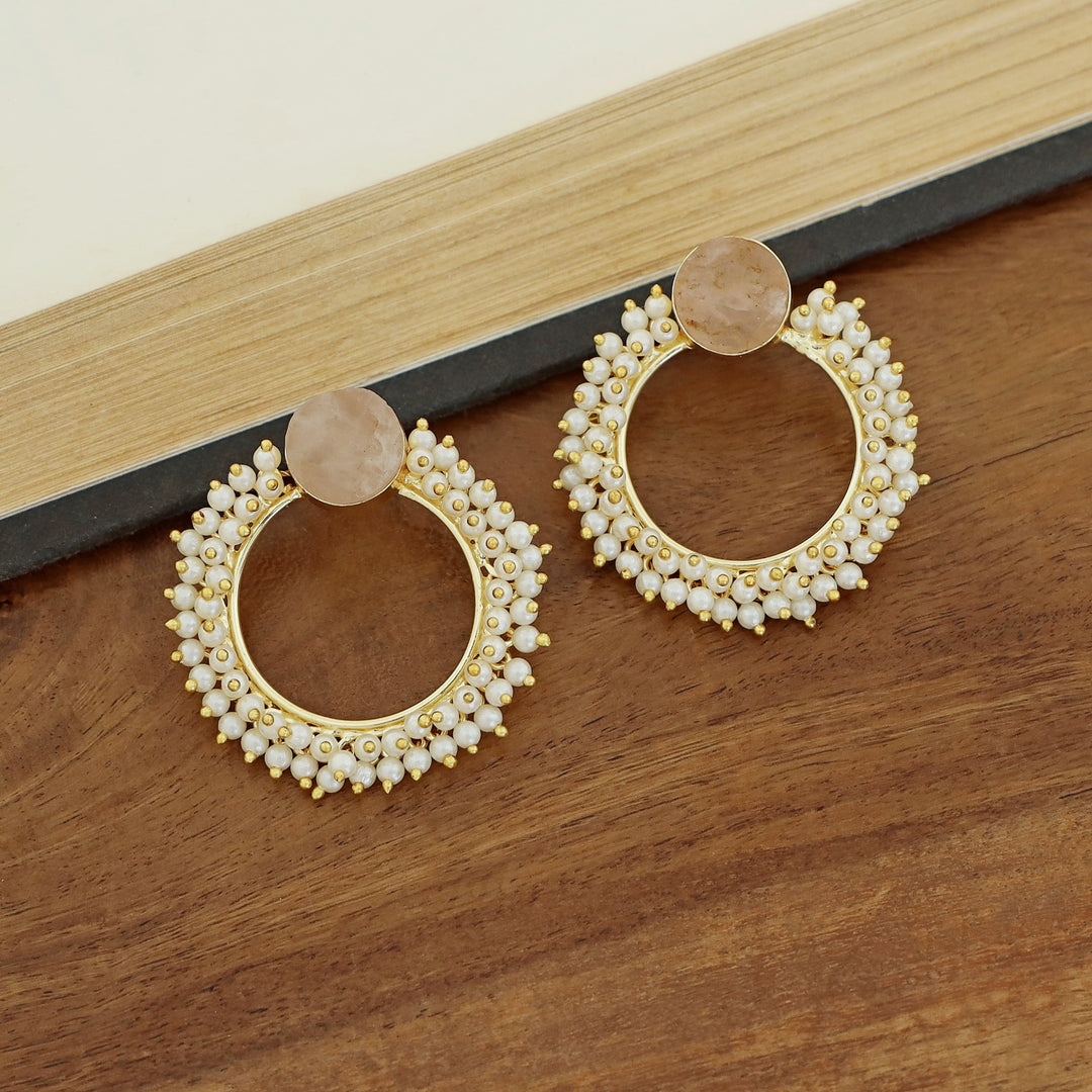 Orbitary Raw stone cluster pearl earring