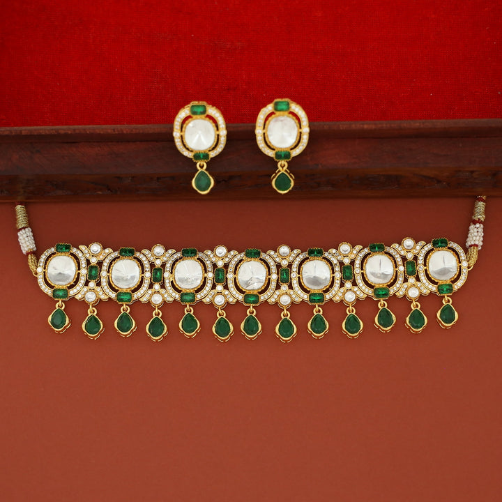 Premium Charmee 7 Kundan Drop Choker With Earring