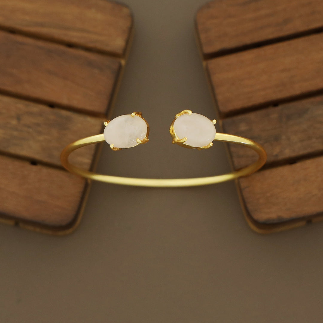 Mebal Golden Dual Oval Natural Stone Claw Bangle