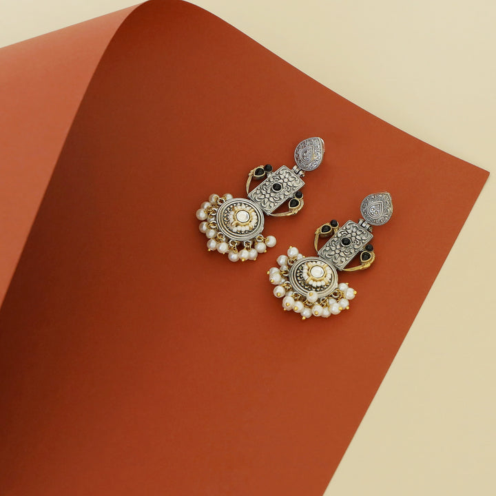 Chansy Drop Rectangle & Circle Pearl Earring