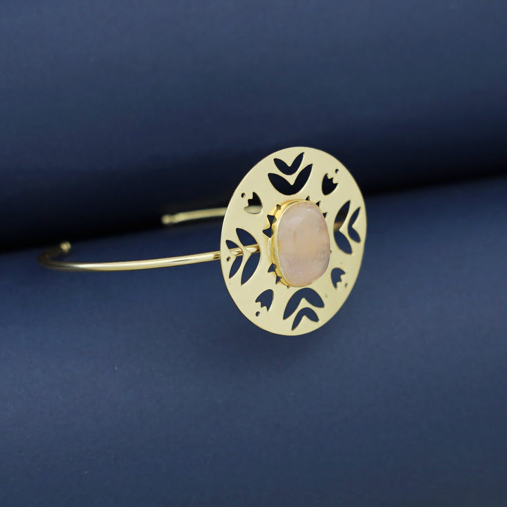 Abhira Golden Circle Oval Natural Stone Bangle
