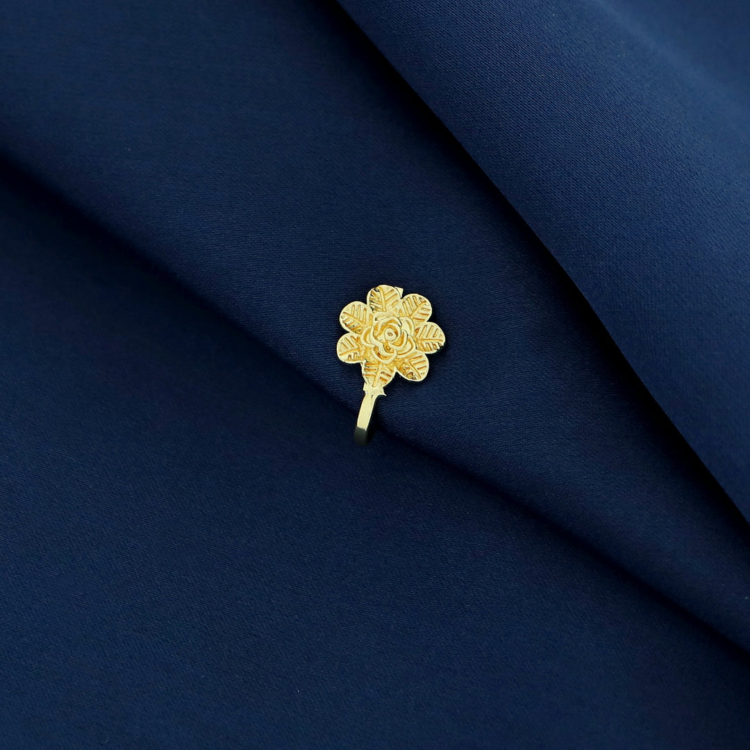 Nazara Golden Nose Pin