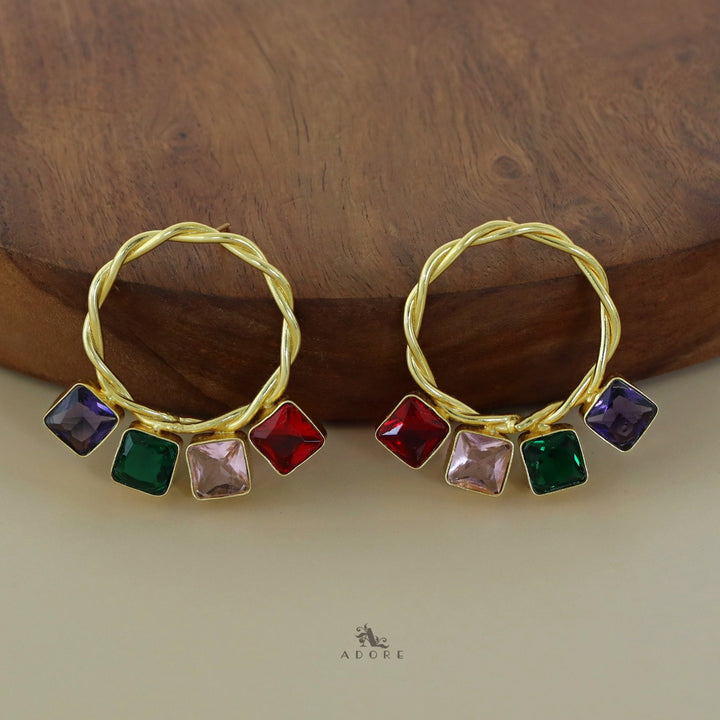 Reiza Twisted Circle Glossy Square Earring