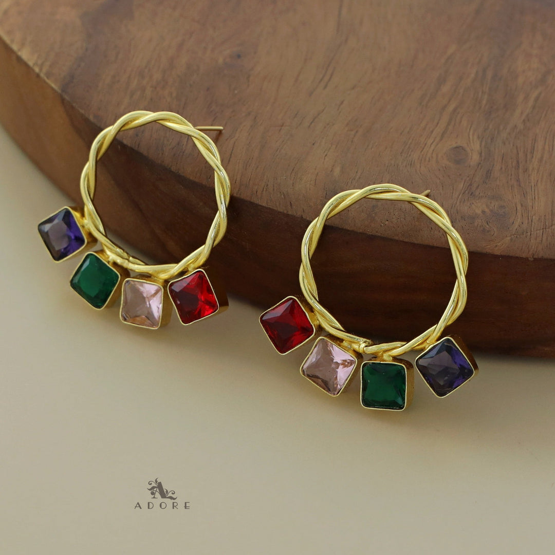 Reiza Twisted Circle Glossy Square Earring