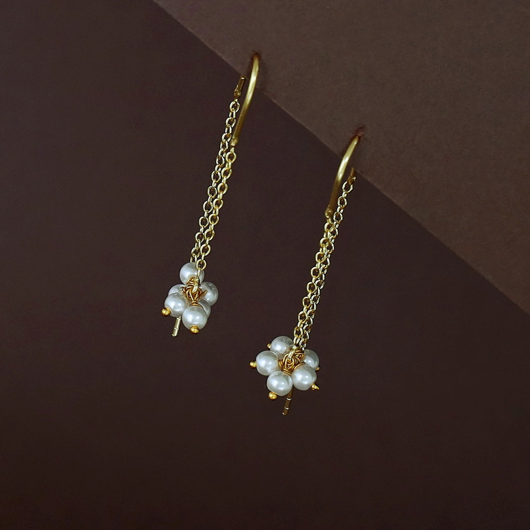 Needle And Thread Pearl Bunch Earring