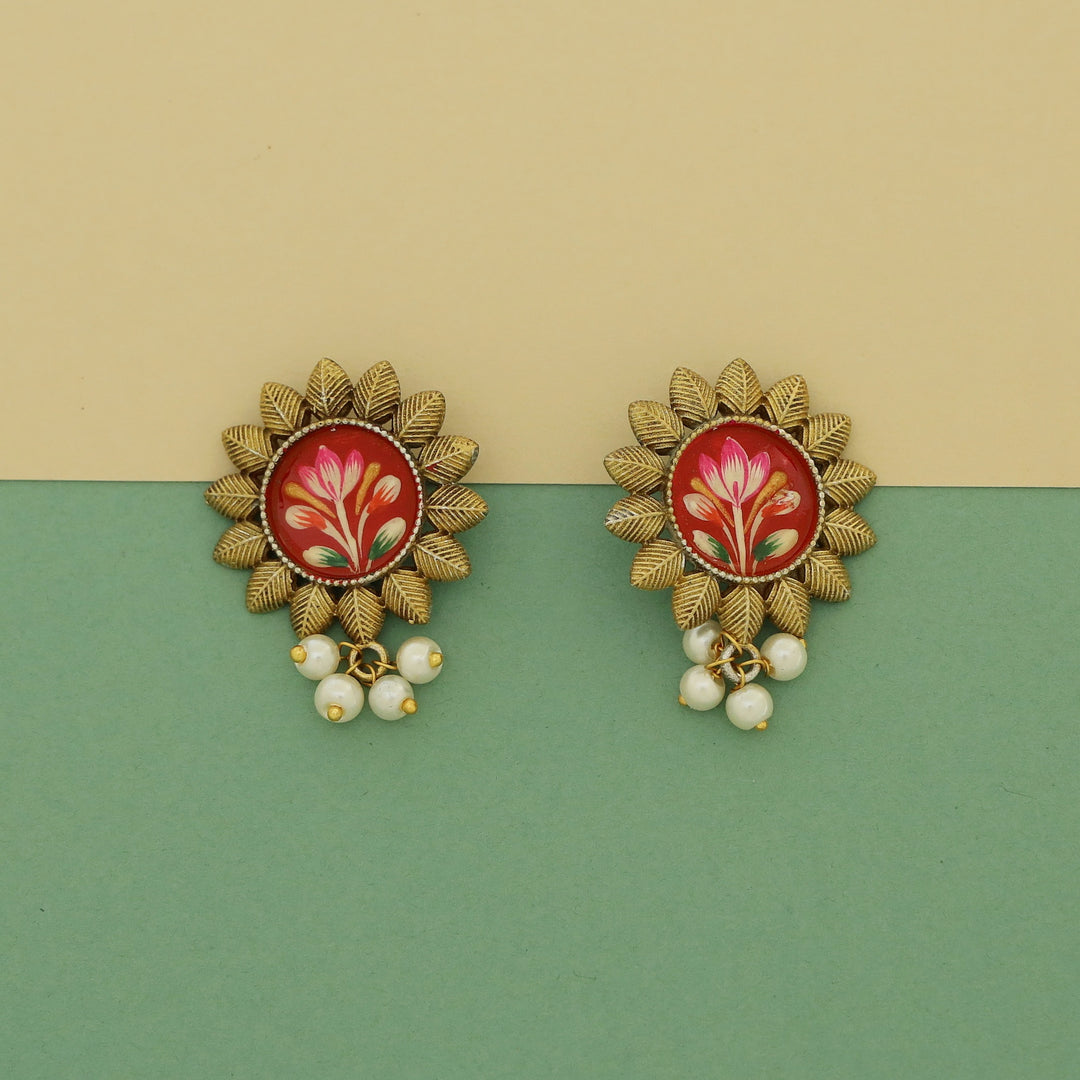 Ekanthika Hand Painted Oval Glossy Pearl Choker With Earring