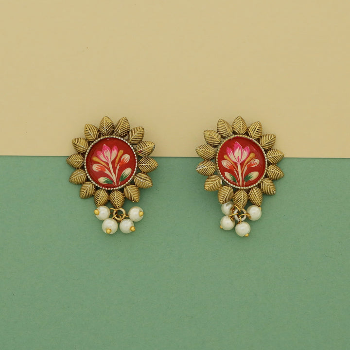 Ekanthika Hand Painted Oval Glossy Pearl Choker With Earring