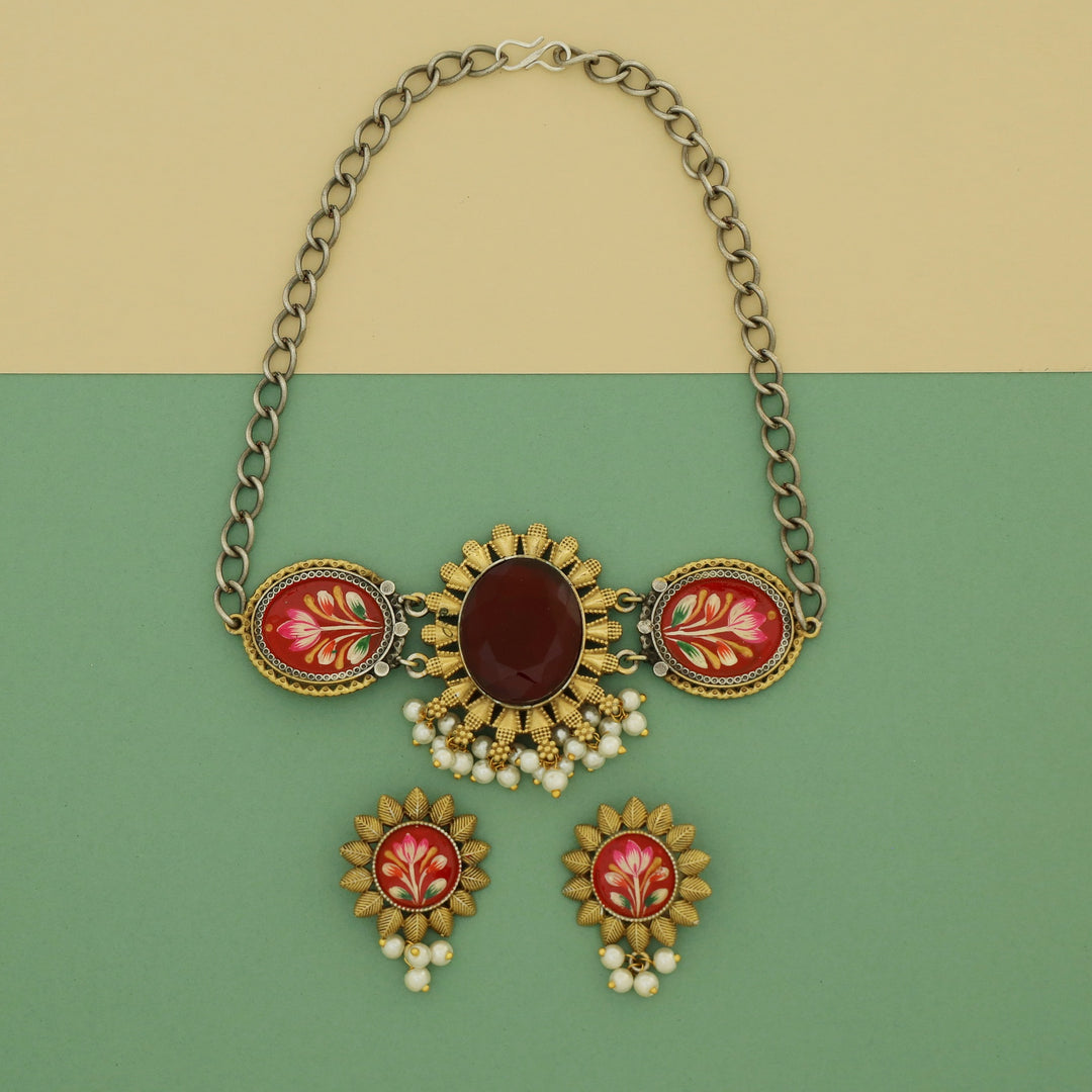 Ekanthika Hand Painted Oval Glossy Pearl Choker With Earring