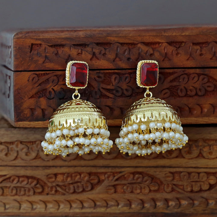 Sangria Golden Pearl Jhumka