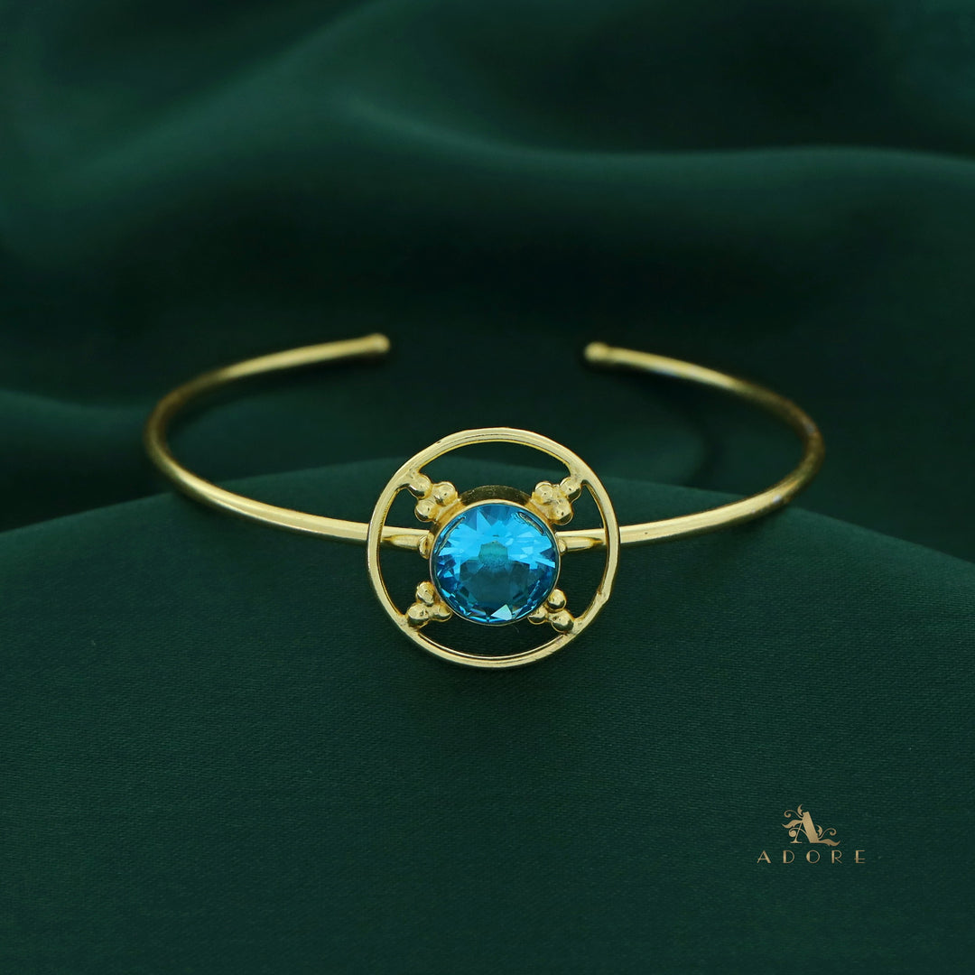 Golden Circle Dotted Glossy Bangle