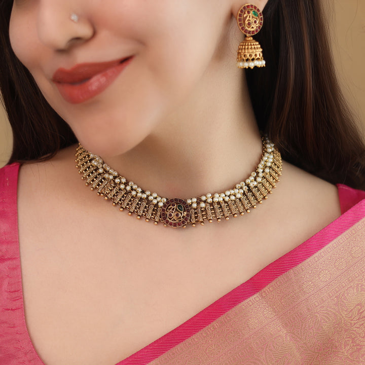 Shanavi Golden Mayura Pearl Short Neckpiece with Earring