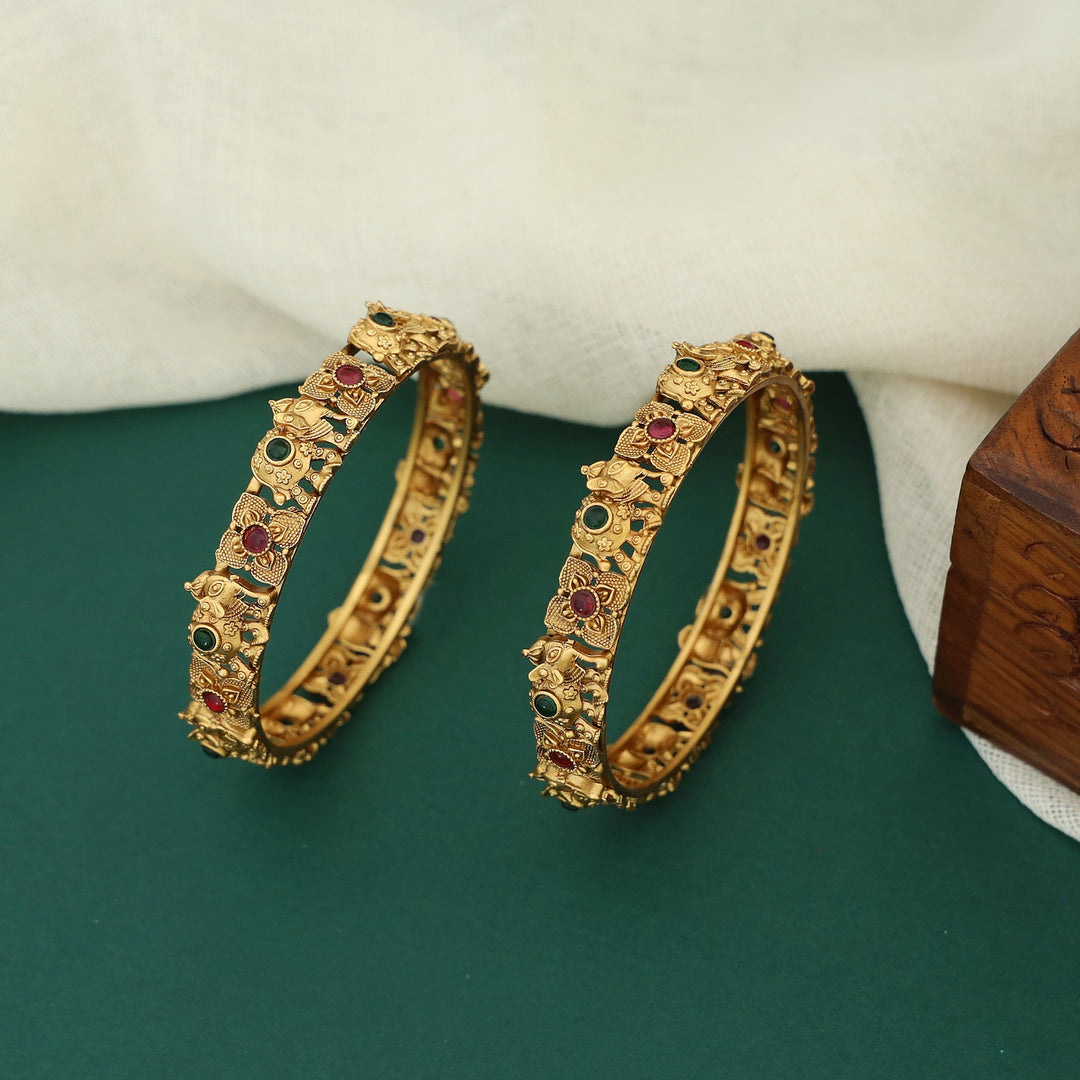 Jayantika Gajavanthi Flower Bangle (Set Of 2)