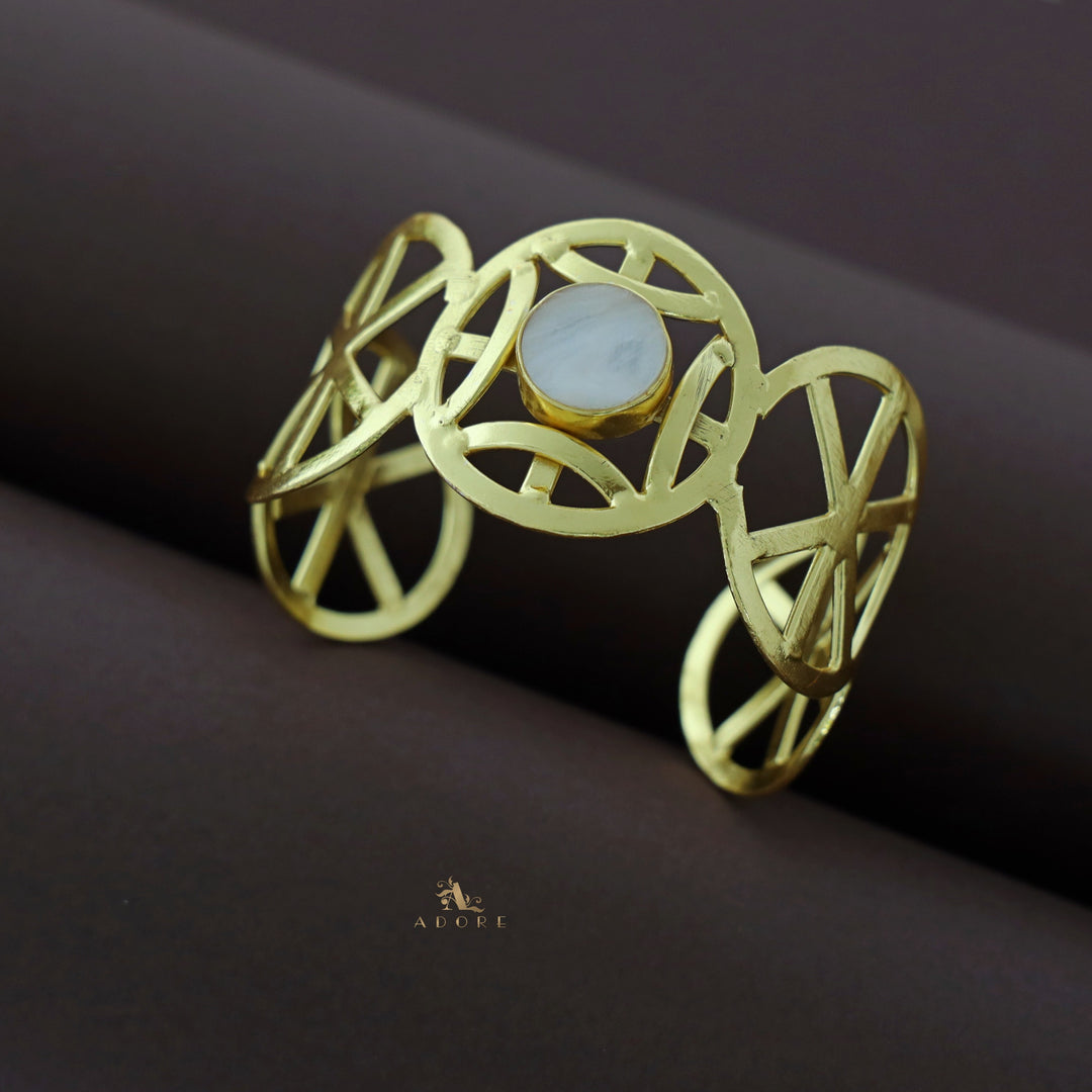 Golden Circle And Lines MOP Bangle