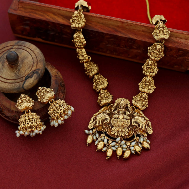 Yashika Lakshmi Pearl Neckpiece With Earring