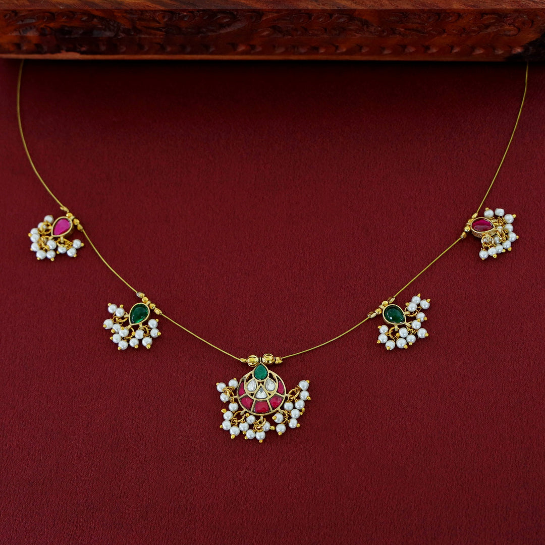 Trayi Jadau Kundan String Neckpiece