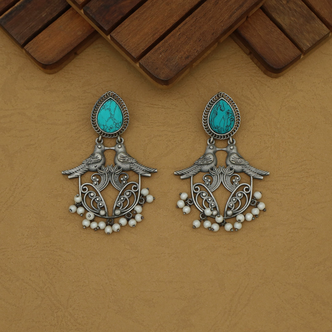 Feshikha Dual Bird Antique Drop Pearl Earring