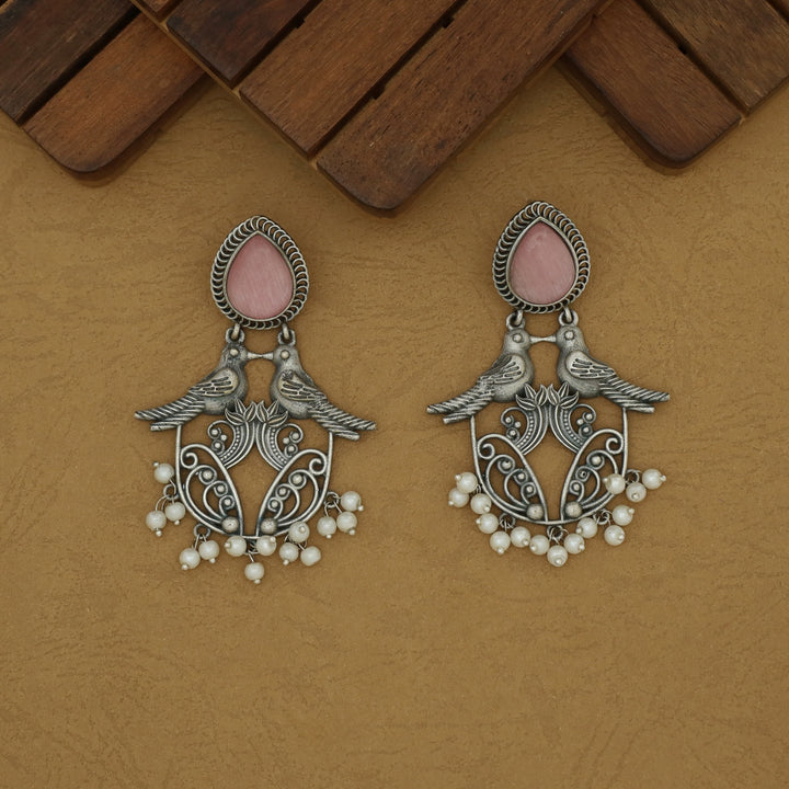 Feshikha Dual Bird Antique Drop Pearl Earring