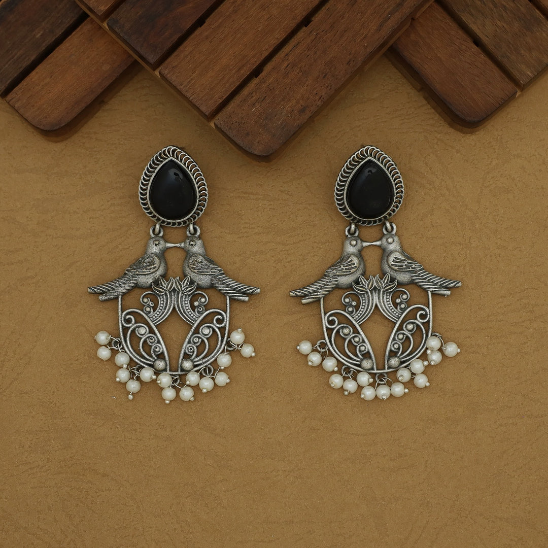 Feshikha Dual Bird Antique Drop Pearl Earring