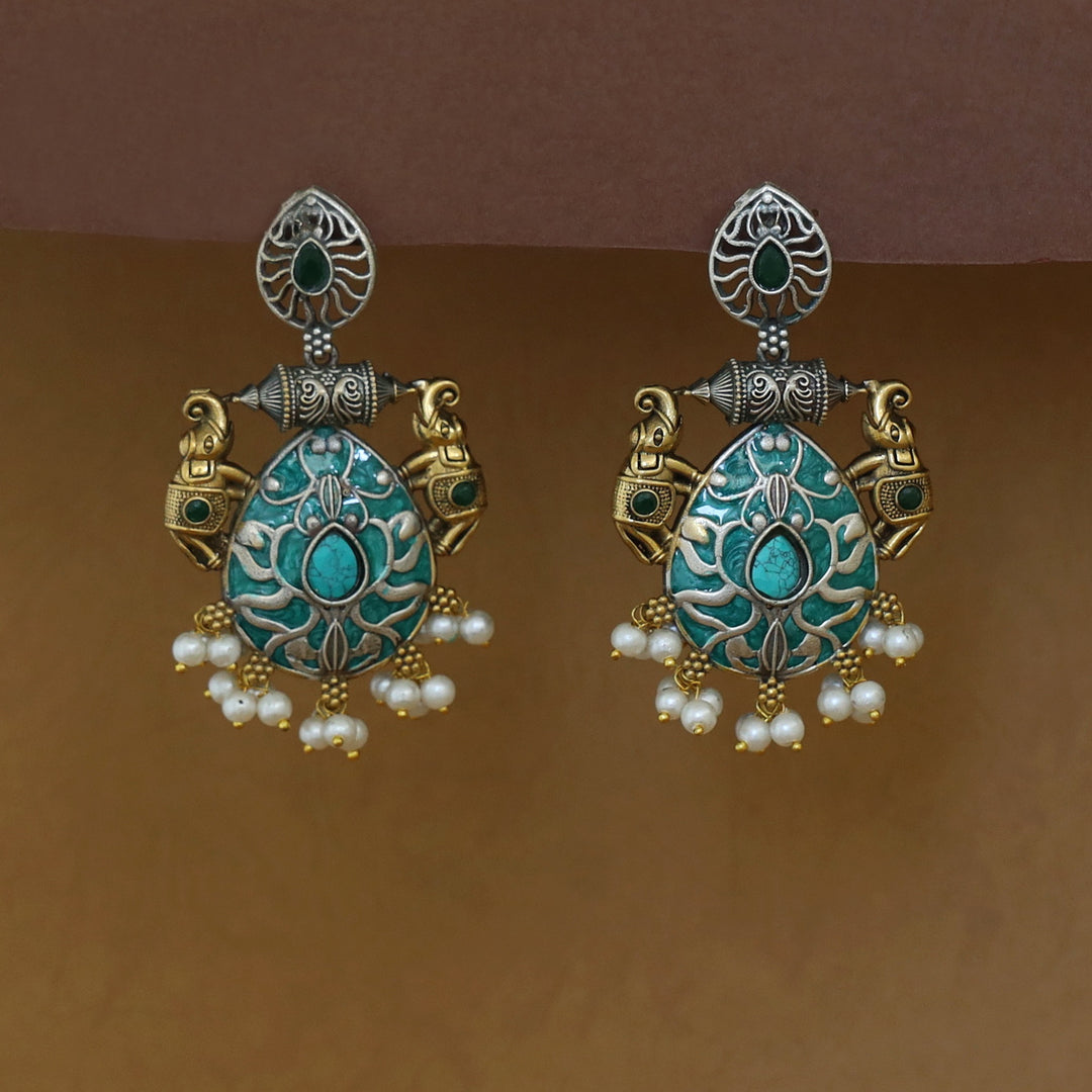 Vaishakhi Airavat Drop Pearl Earring