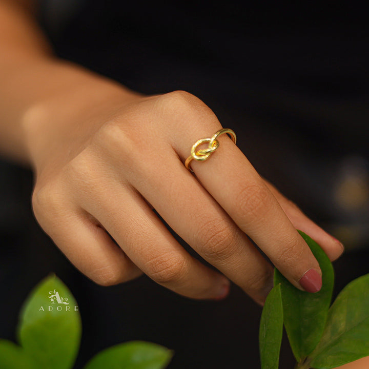 Golden Knot Ring