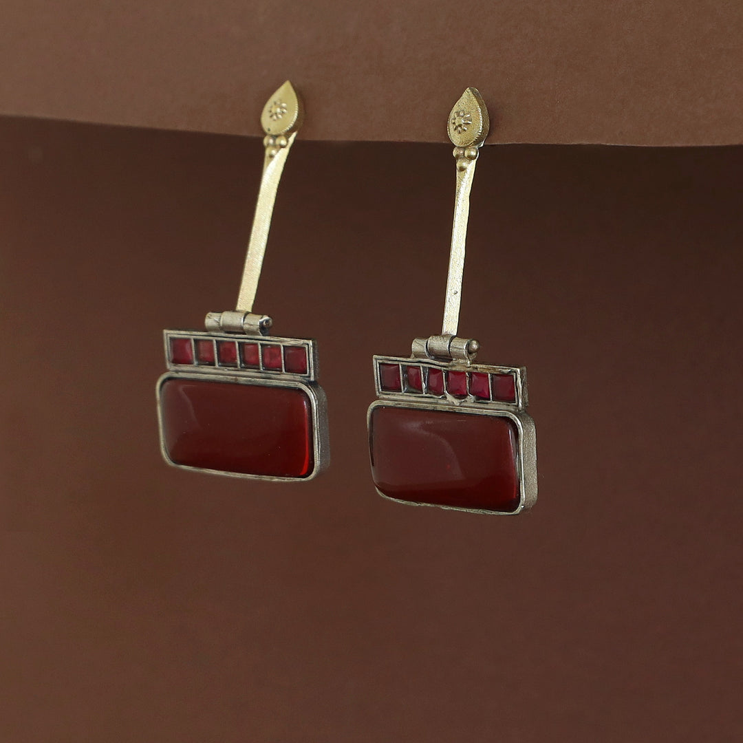 Jeena Rectangle Glossy Stick Earring