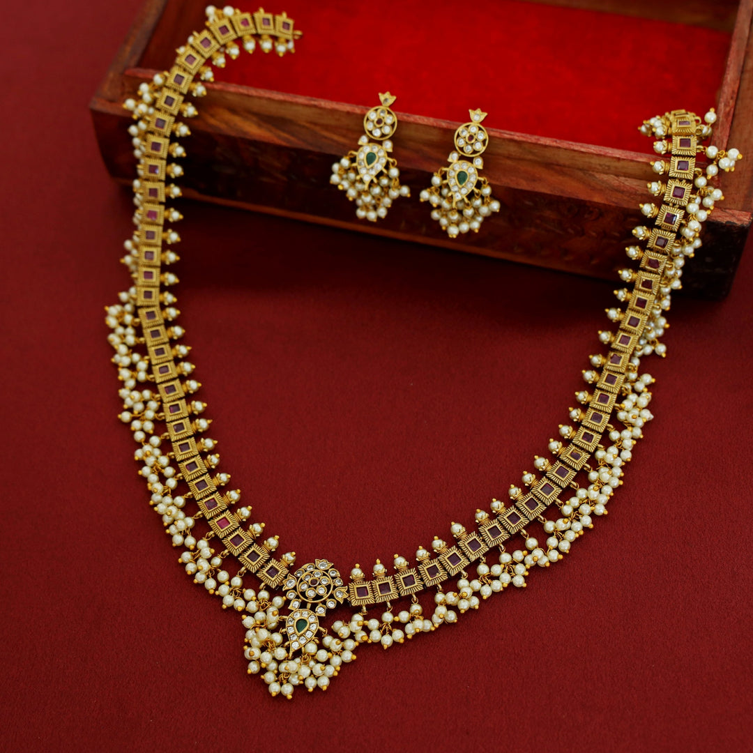 Premium Akanshi Pearl Bridal Long Neckpiece With Earring