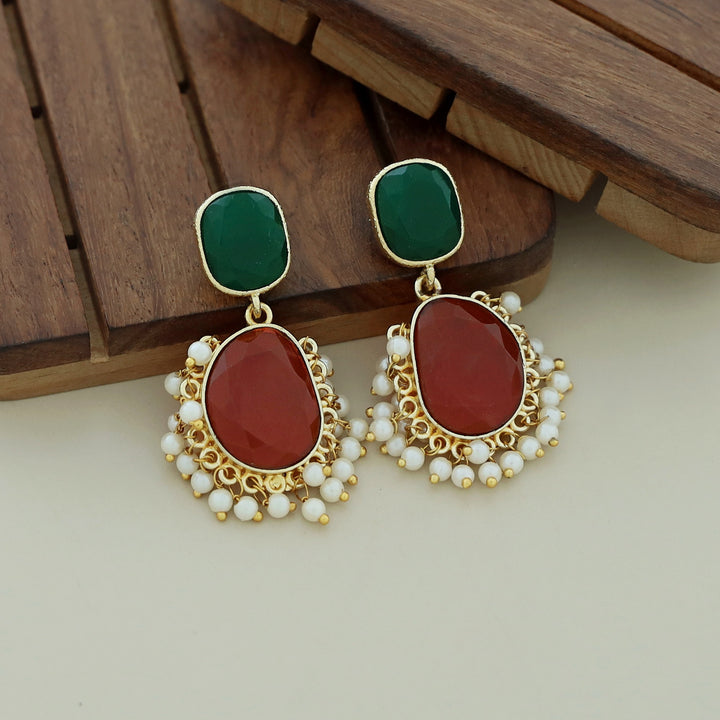 Meara Glossy Cluster Pearl Earring
