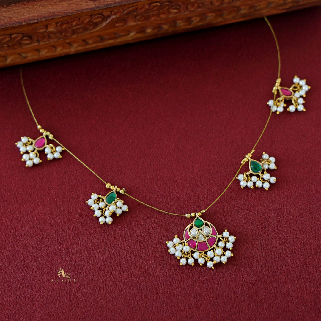 Trayi Jadau Kundan String Neckpiece