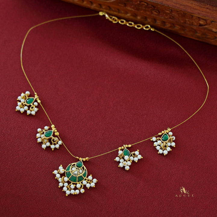 Trayi Jadau Kundan String Neckpiece