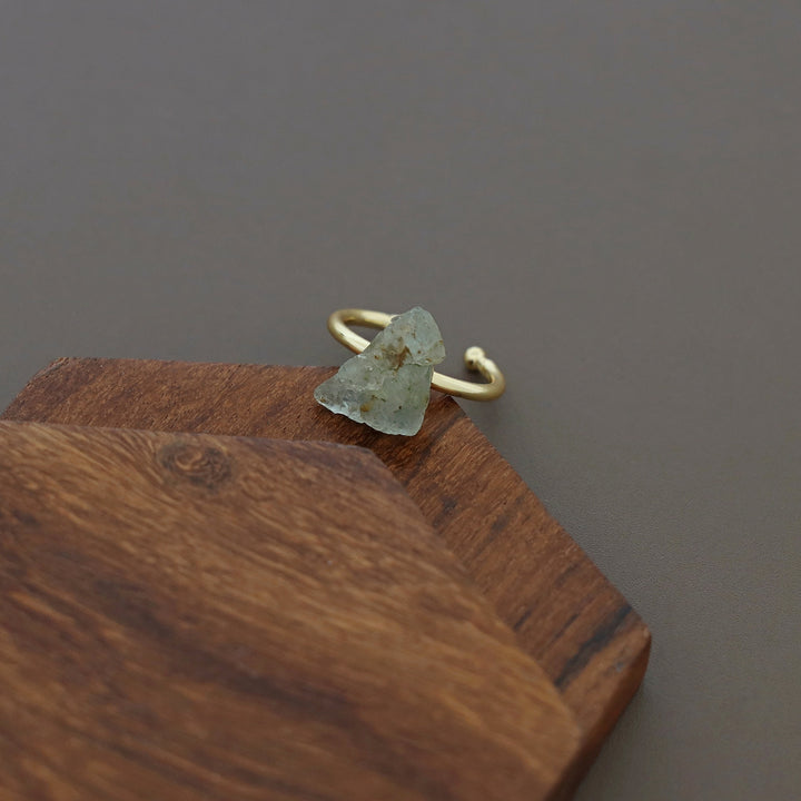 Mawar Raw Stone Ring