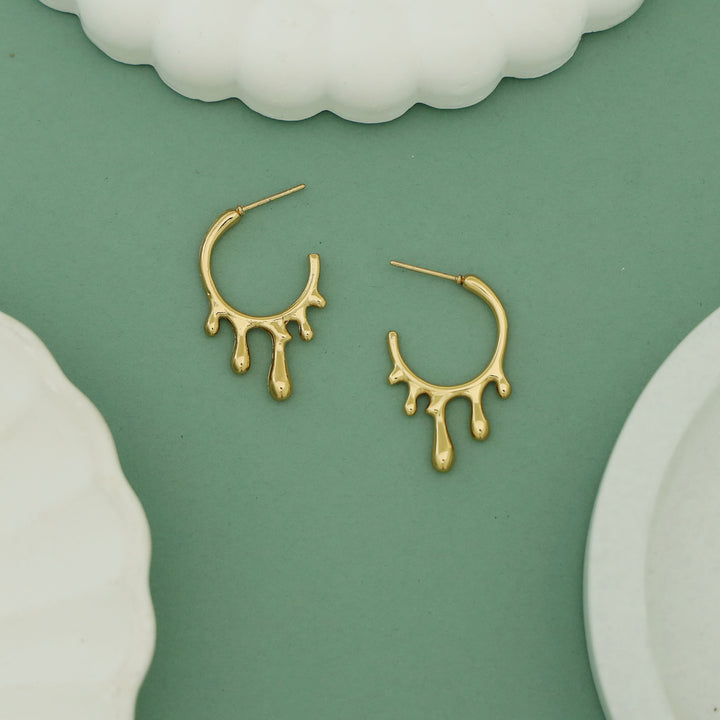 Sia Dripping Golden Hoop