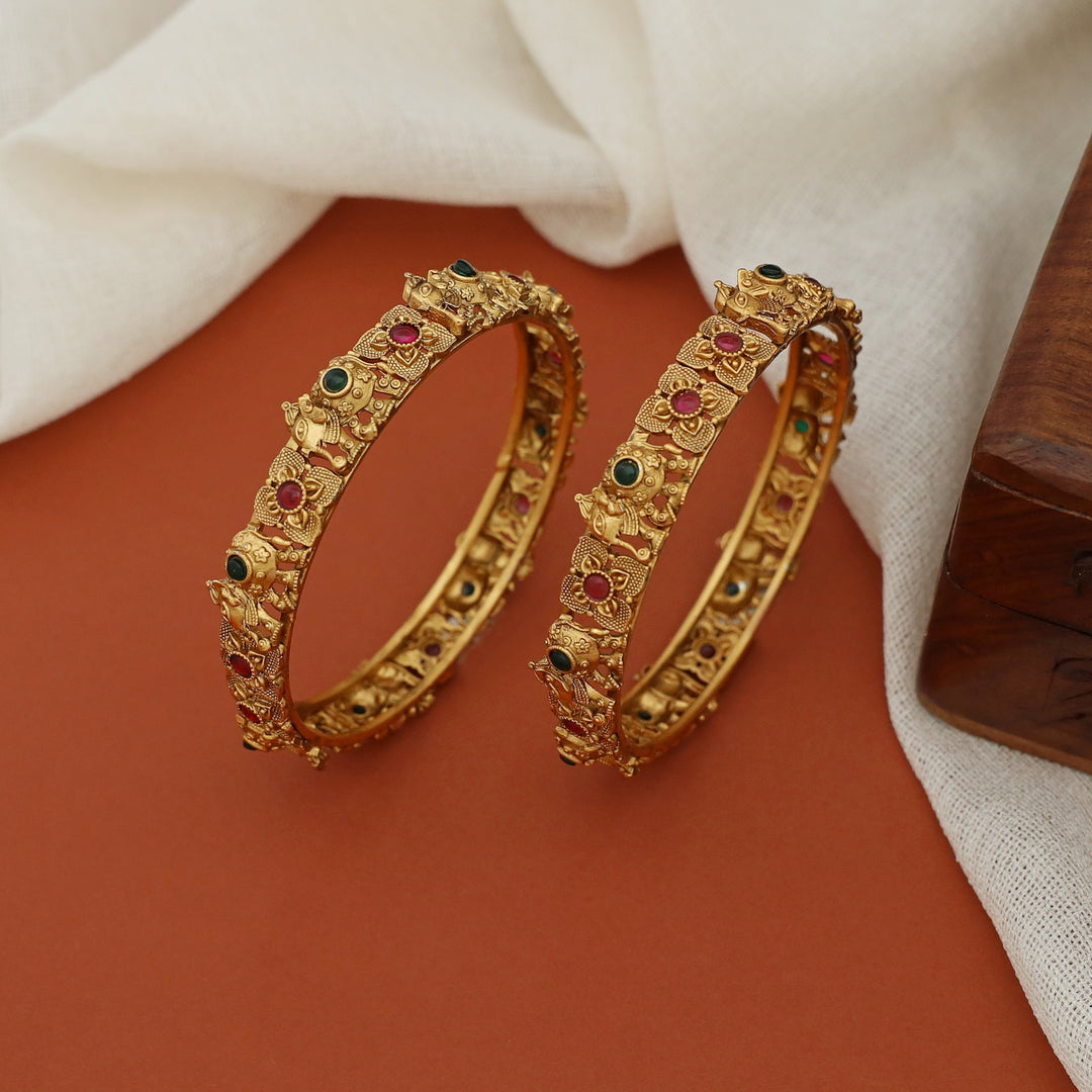 Jayantika Gajavanthi Flower Bangle (Set Of 2)