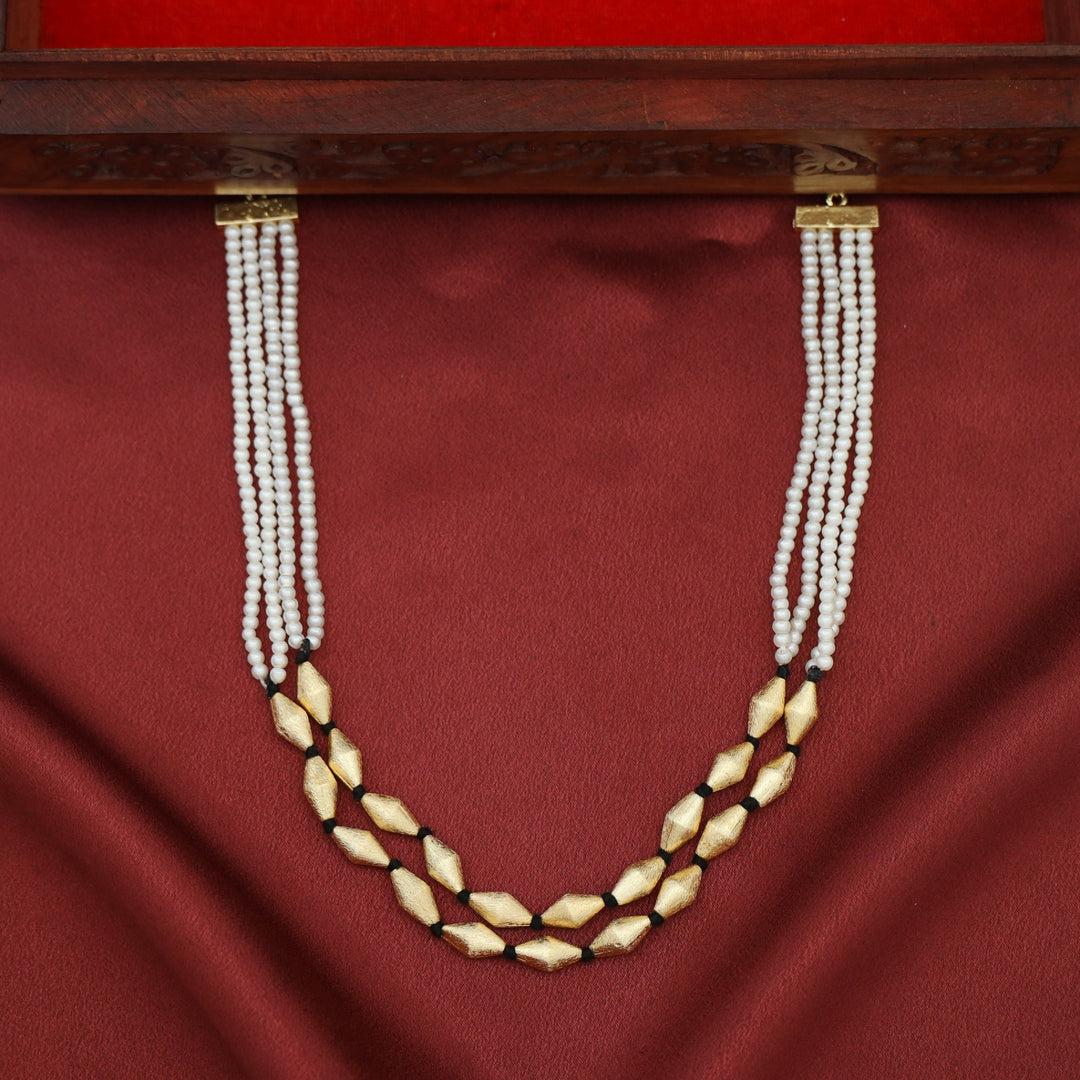 Haadiyaa 2 Layer Pearl Neckpiece